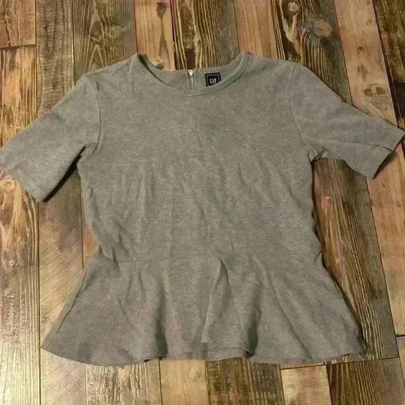 Women’s Gap top size medium - Picture 1 of 4